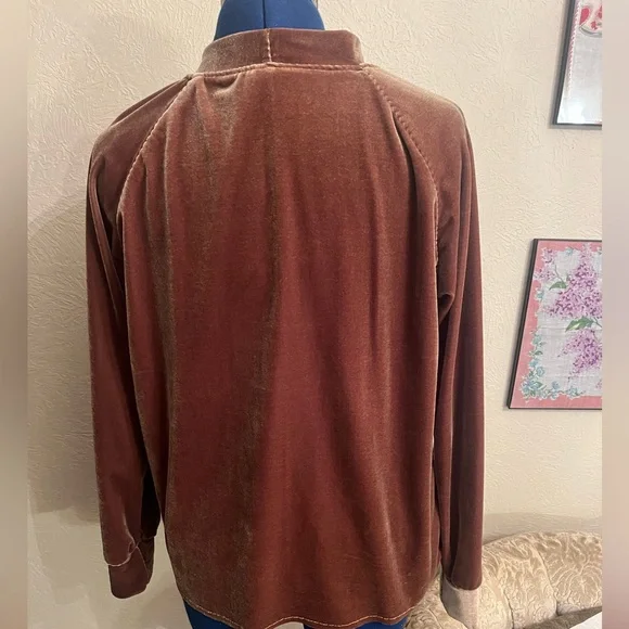 Set of Two Hand Sewn Velvet Tops - Sz Small - Picture 10 of 12